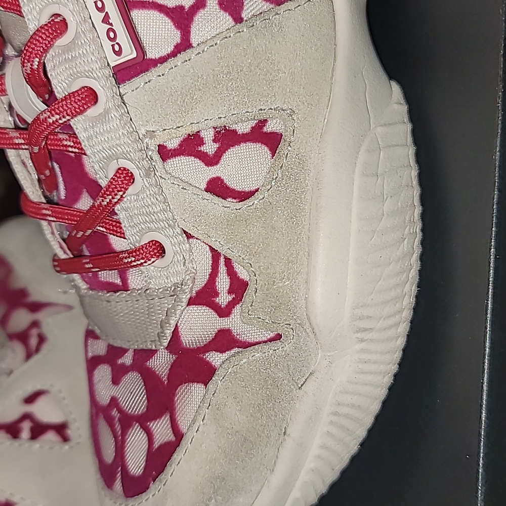 Geniune used Coach sneakers - Picture 9 of 9